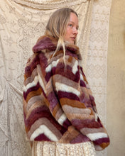 Load image into Gallery viewer, Zig Zag Jacket