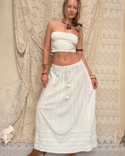 Load image into Gallery viewer, Picking Shells Maxi Skirt