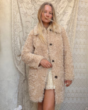 Load image into Gallery viewer, Teddy Jacket
