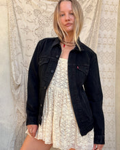 Load image into Gallery viewer, Levi's Jacket
