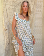 Load image into Gallery viewer, Countryside Chic Maxi
